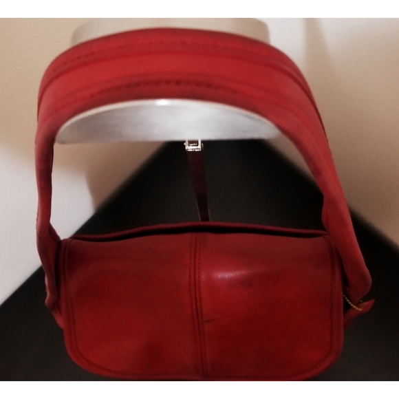 Coach RARE VTG 9034 Red Leather Ergo Flap Bag 💋 - Picture 9 of 13
